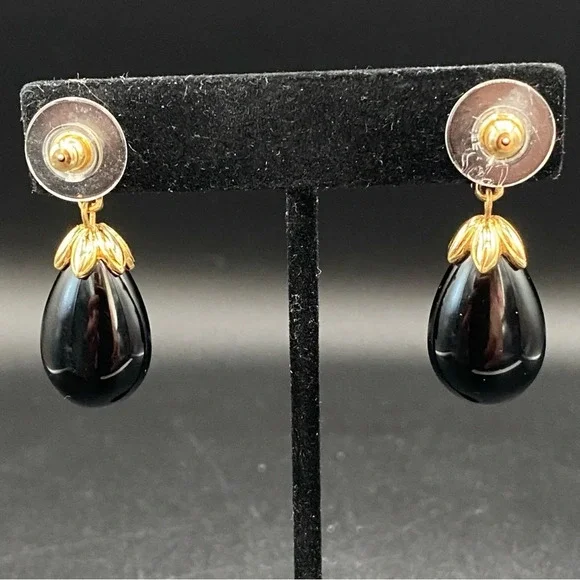 Vintage Avon Black Plastic and Faux Pearl Necklace and Pierced Earrings Set - Picture 8 of 14